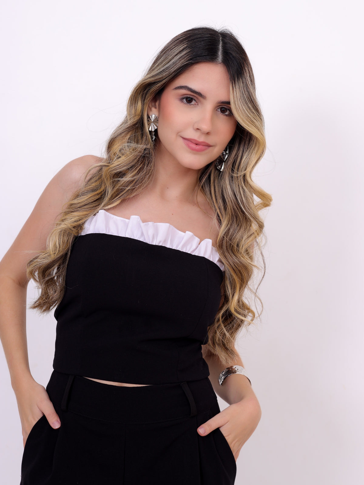 Cropped Sandy